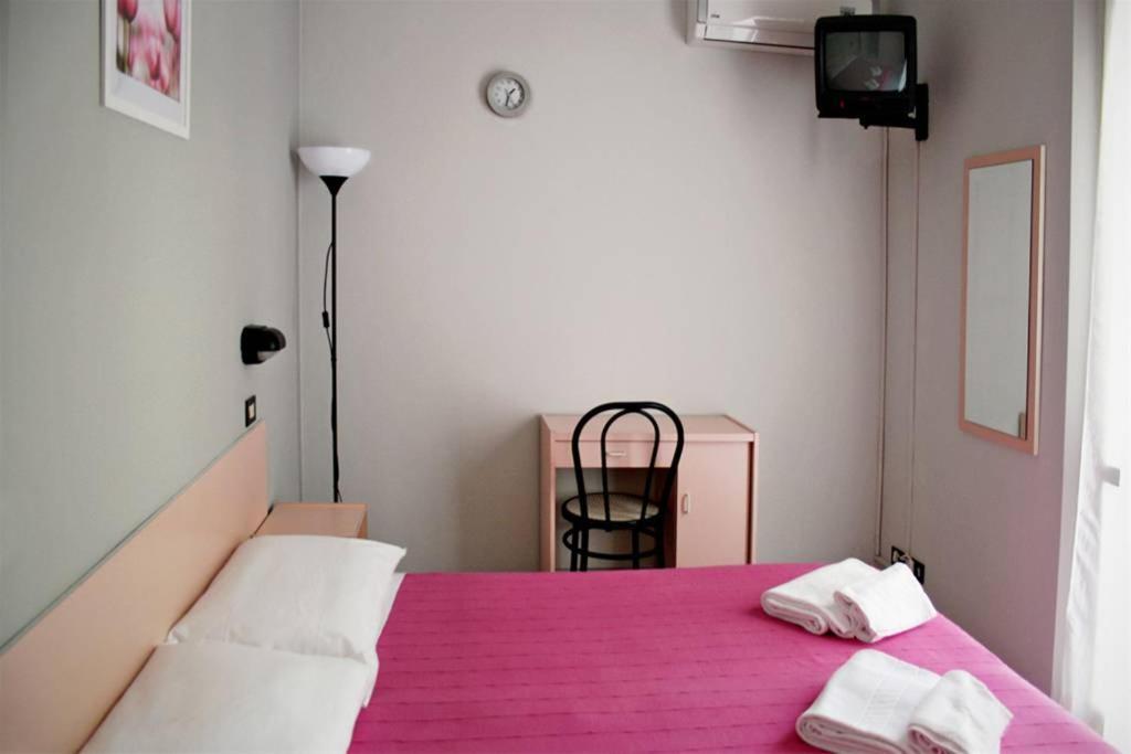 ريميني Hotel Laura المظهر الخارجي الصورة